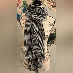 BEAUTIFUL COTTON BLEND LARGE SCARF